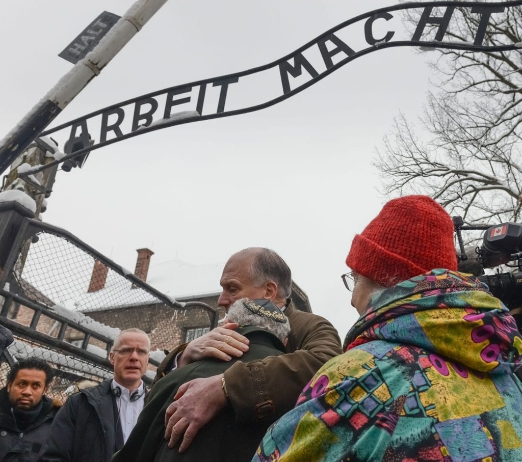 Holocaust survivors return to visit Auschwitz to mark this year's 70 years of liberation. Mordechai Ronen (Canada) hugging Ronald Lauder. (Photo: Shahar Azran)