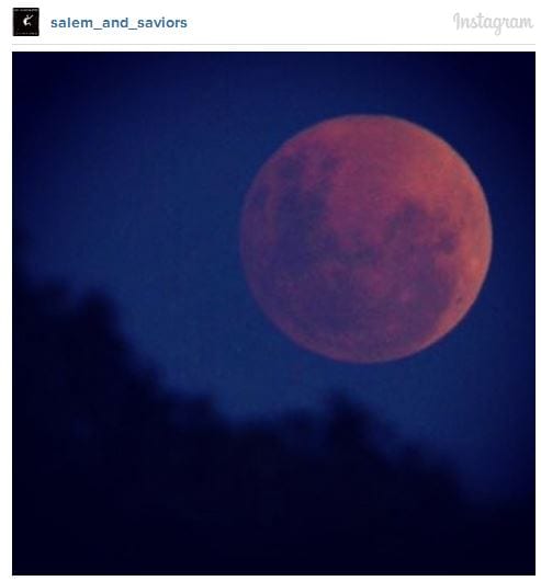 Blood moon on April 2014