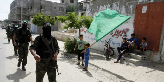 Palestinian Hamas militants take part in a military show in Rafah in the southern Gaza Strip May 29, 2014. (Photo: Abed Rahim Khatib/Flash90)