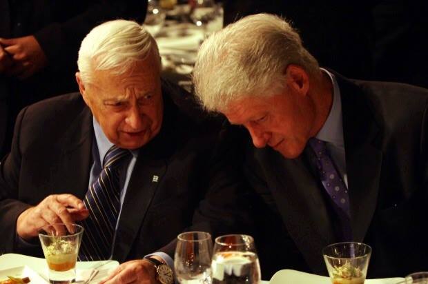 Ariel Sharon and Bill Clinton. (Photo: Facebook)